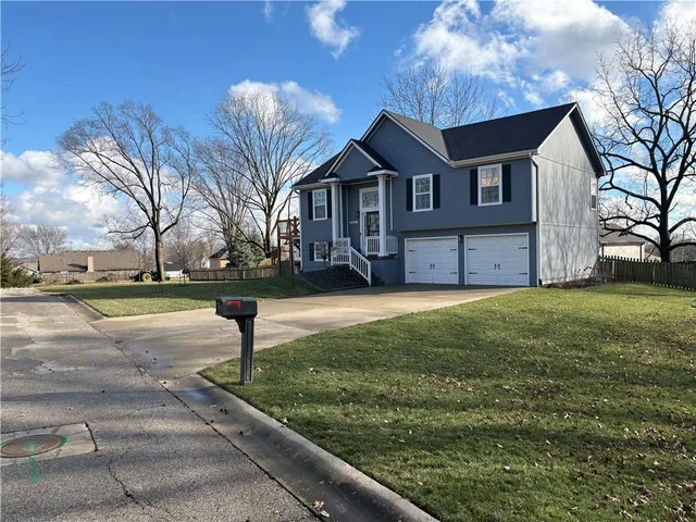 $315,000 | 1302 Rice Street, Pleasant Hill, MO 64080