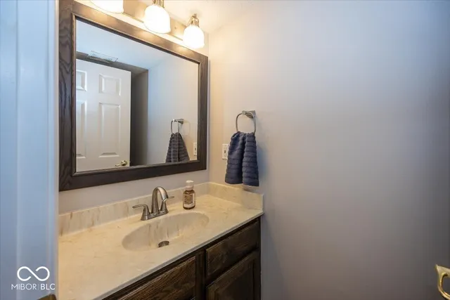 $425,000 | 9333 North Bayhill Circle, McCordsville, IN 46055