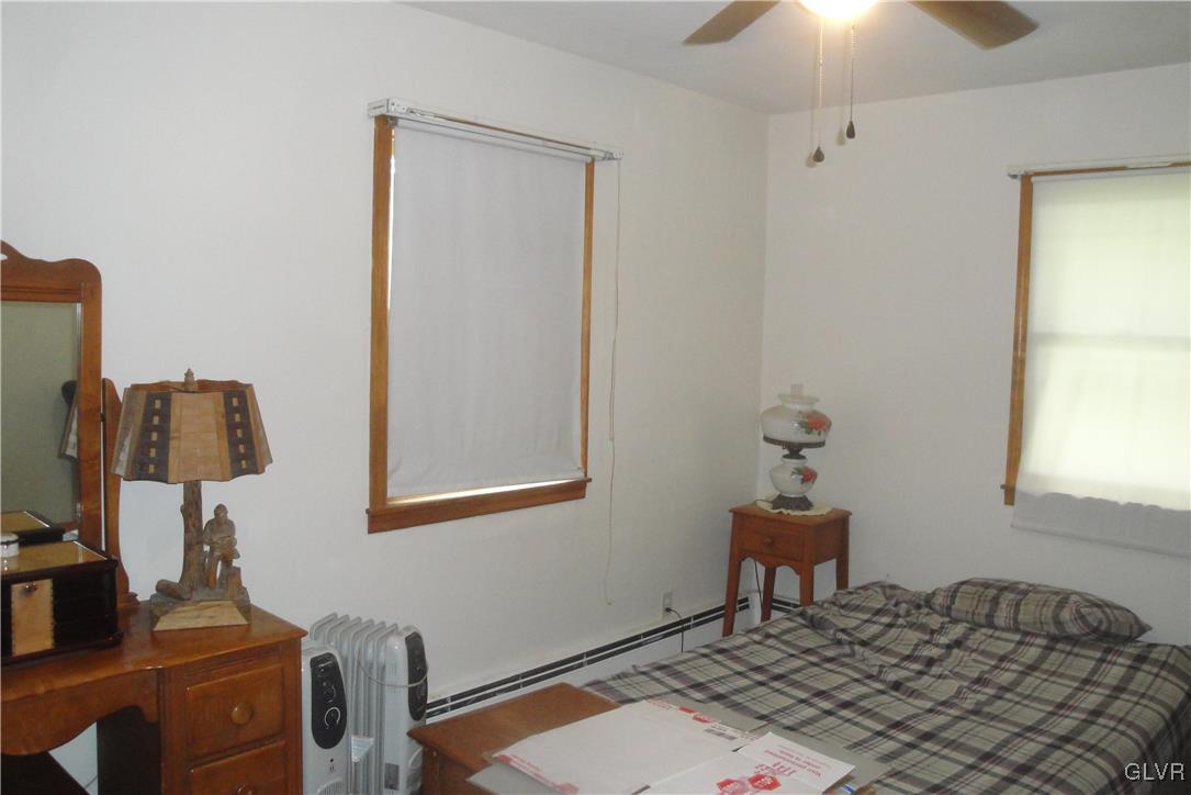 546 Belfast Road Nazareth, PA 18064 - Photo 8 of 18 a living room with furniture and a window