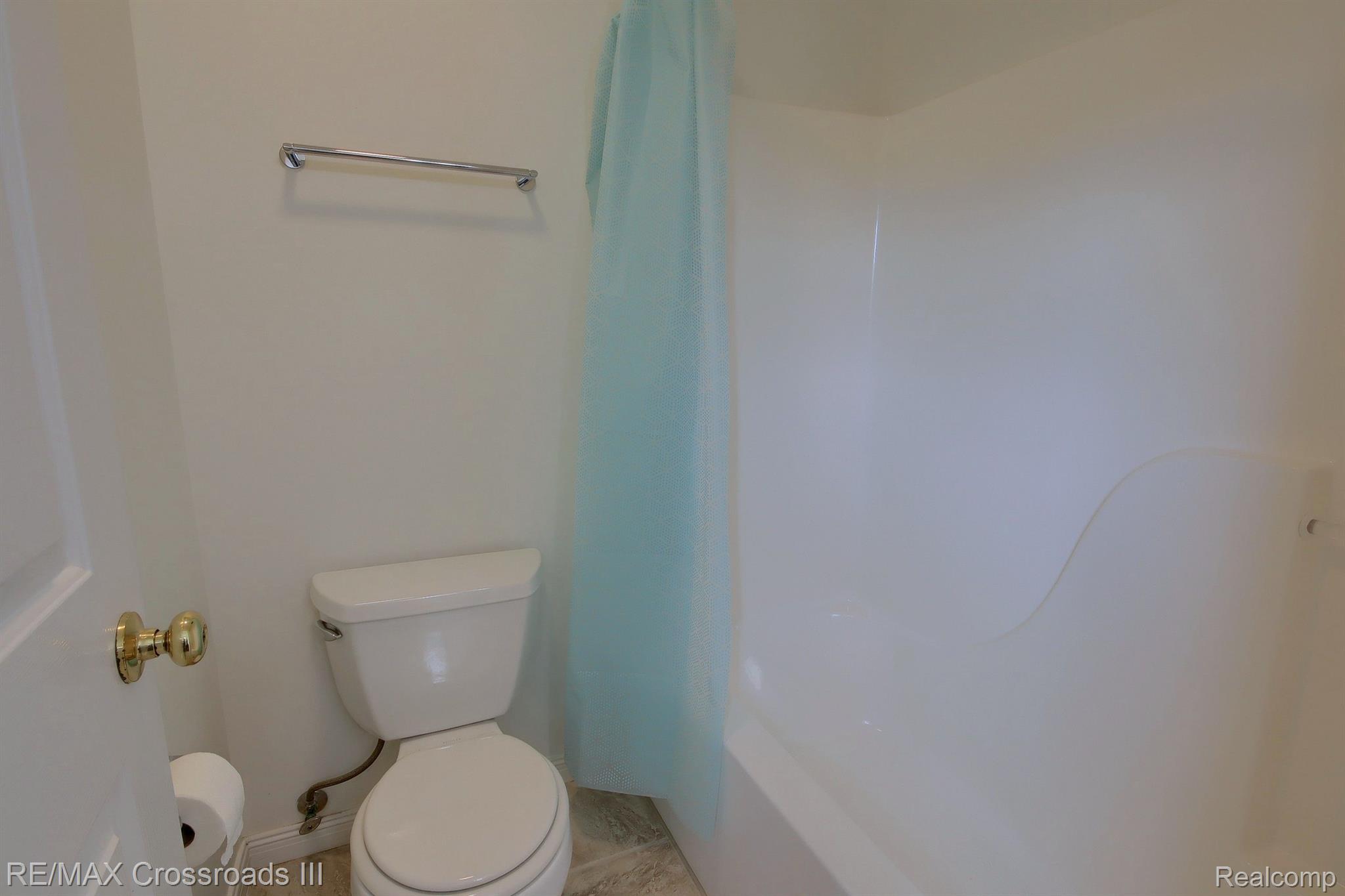 6446 Wilson Road Ann Arbor, MI 48108 - Photo 23 of 27 Gallery Image 23