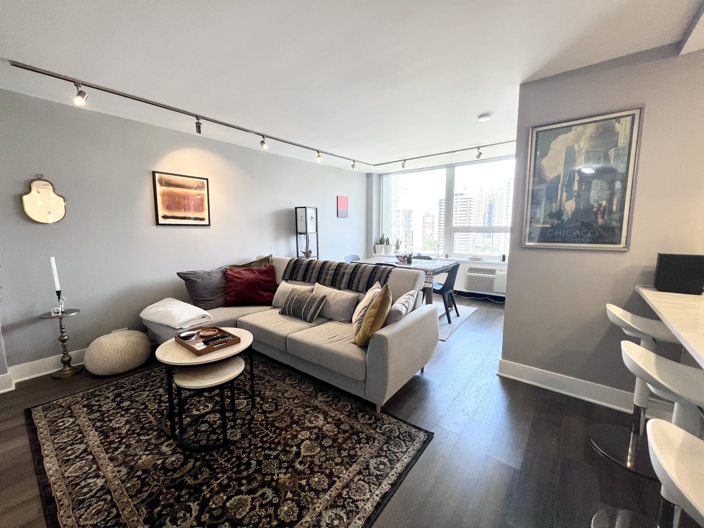 1455 North Sandburg Terrace, Unit 1504B Chicago, IL 60610 - Photo 6 of 15