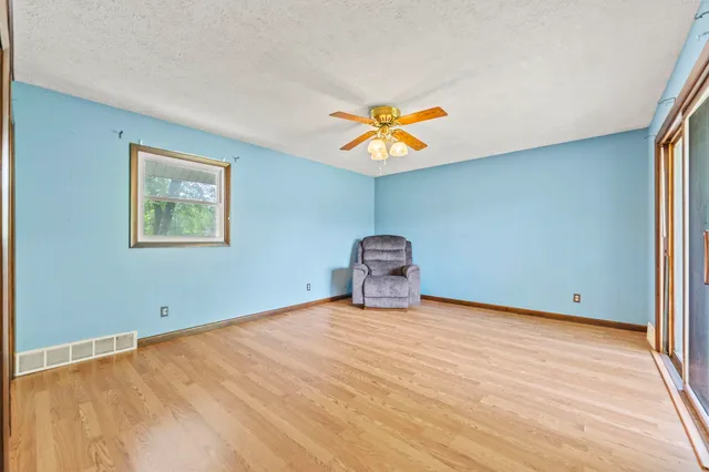 $250,000 | 8231 Highview Drive, Winnebago, IL 61088