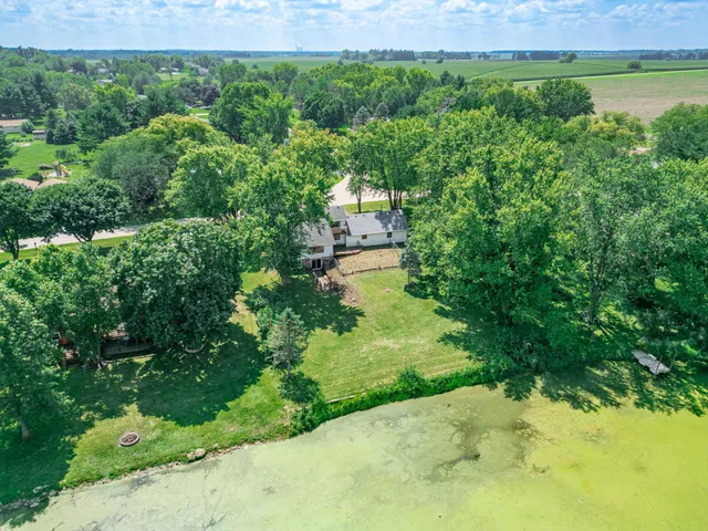 $250,000 | 8231 Highview Drive, Winnebago, IL 61088