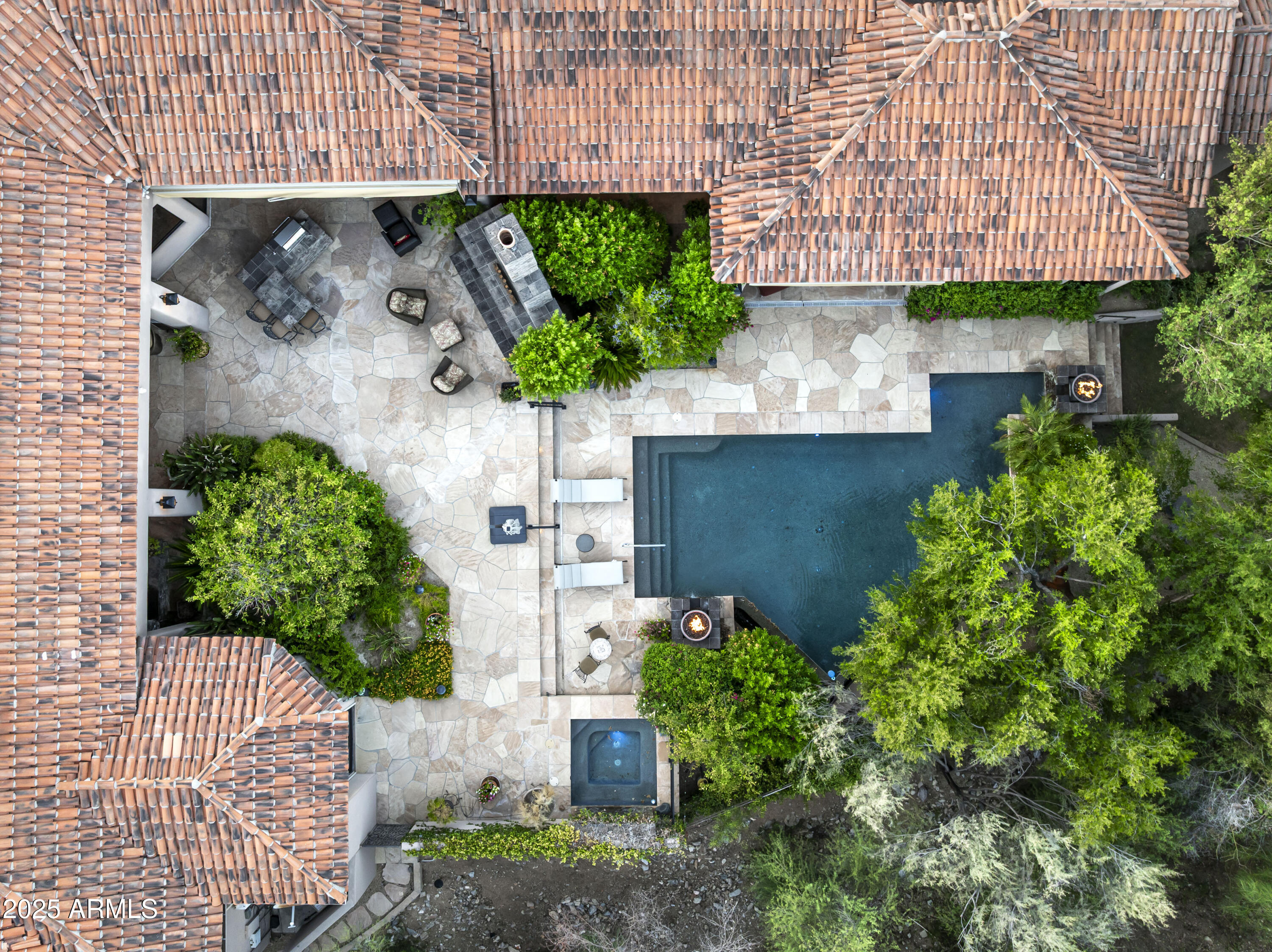8150 North Ridgeview Drive Paradise Valley, AZ 85253 - Photo 37 of 37 an aerial view of a house with a yard and garden in the back