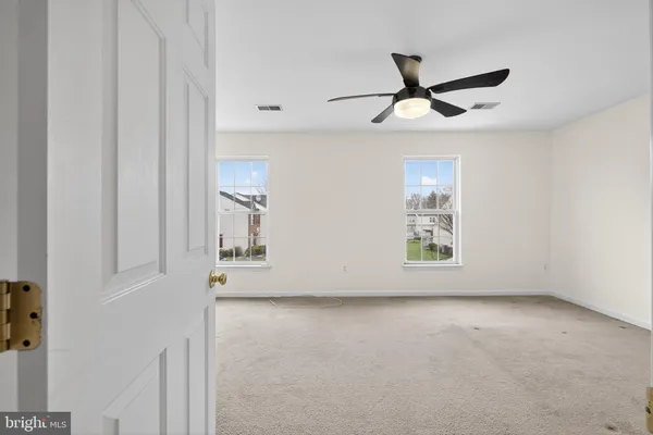$299,000 | 234 North Bridlewood Drive, Newark, DE 19702