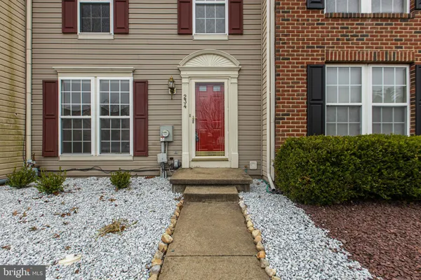 $299,000 | 234 North Bridlewood Drive, Newark, DE 19702