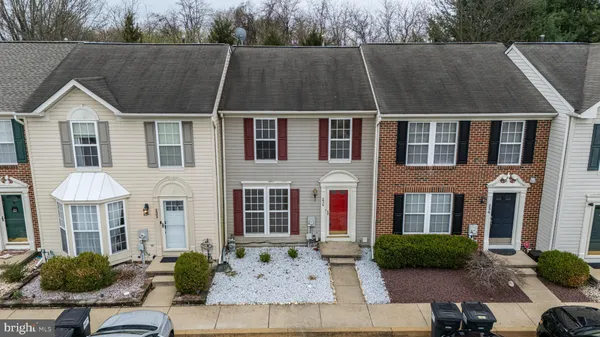 $299,000 | 234 North Bridlewood Drive, Newark, DE 19702