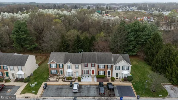 $299,000 | 234 North Bridlewood Drive, Newark, DE 19702