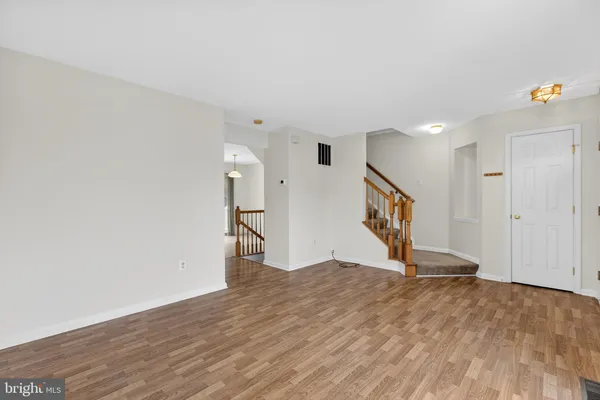 $299,000 | 234 North Bridlewood Drive, Newark, DE 19702