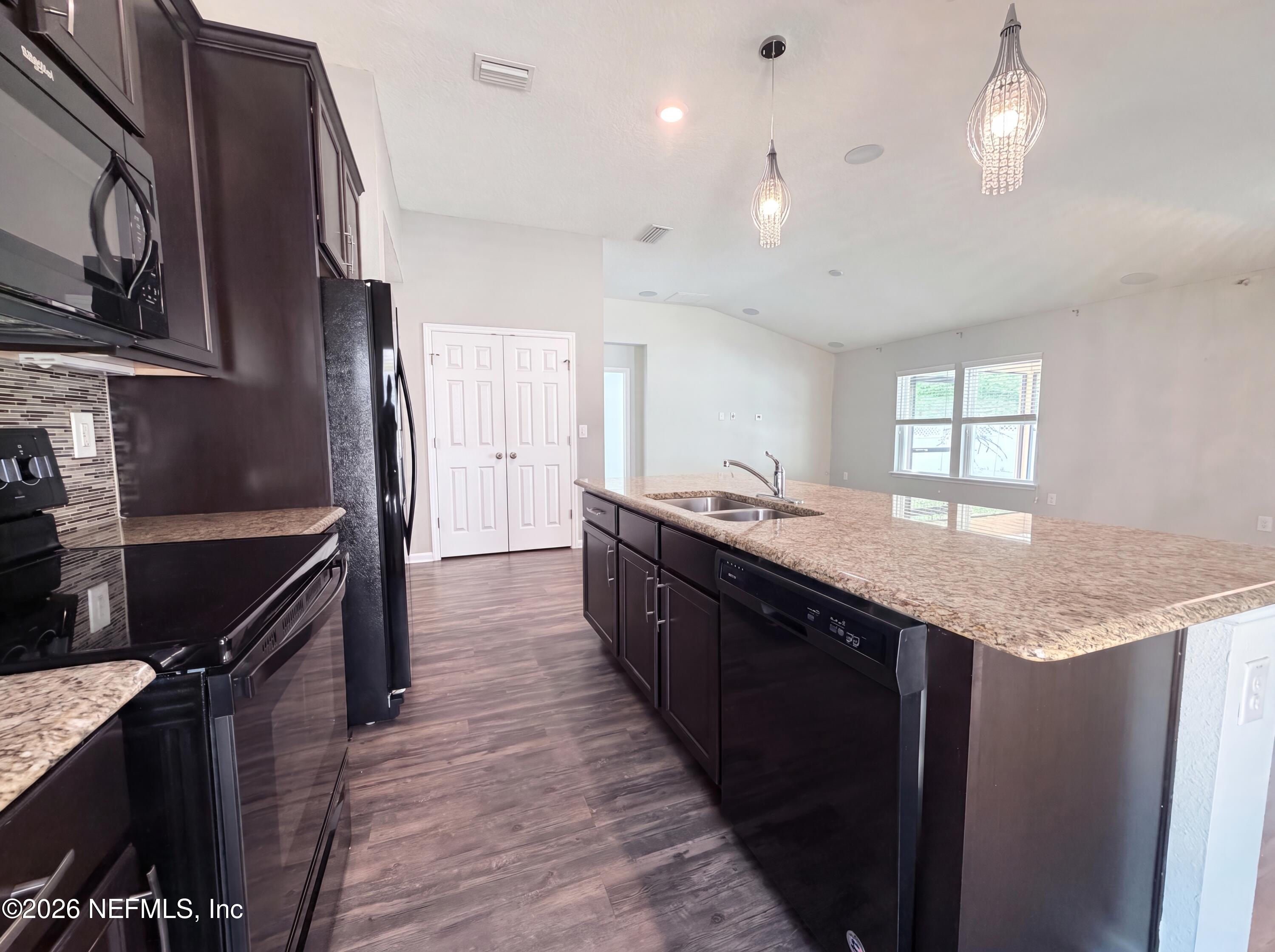 351 Hepburn Road Orange Park, FL 32065 - Photo 2 of 17 listing_1