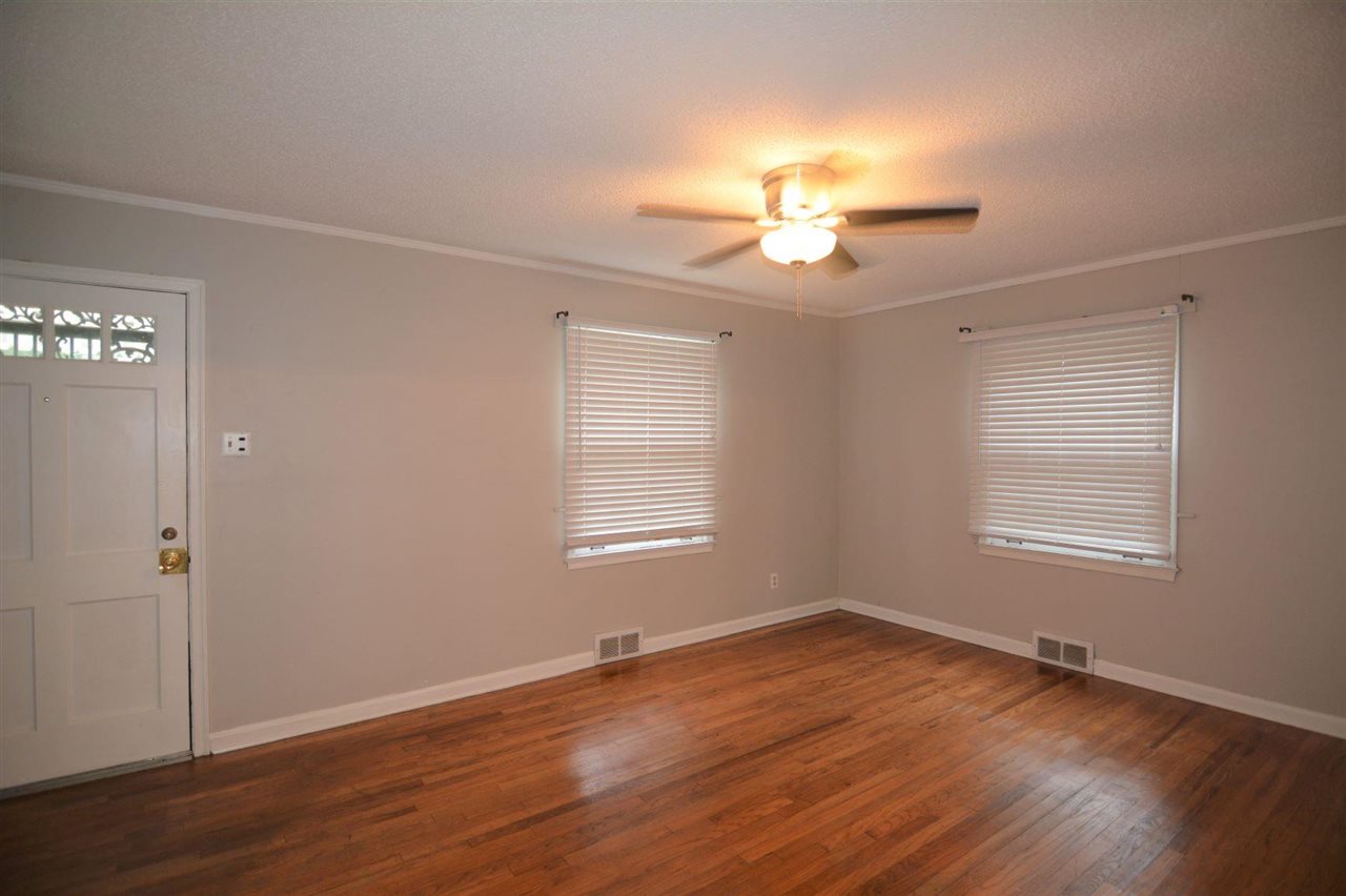 3796 Vanuys Road Memphis, TN 38111 - Photo 2 of 24