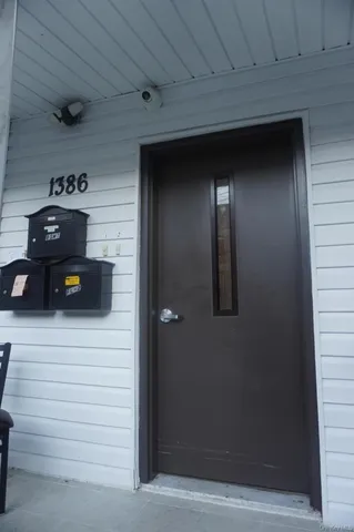 $850,000 | 1386 Clinton Avenue | Morrisania