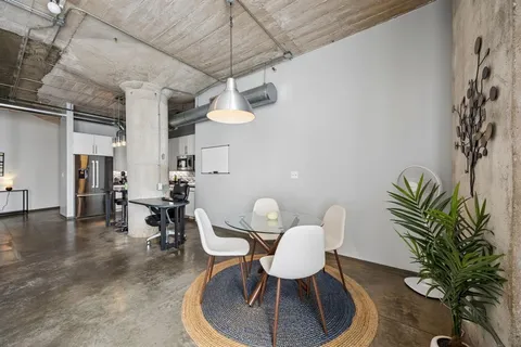 $295,000 | 1122 Jackson Street, Unit 606, Dallas, TX 75202