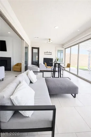 $9,950 | 11386 Villa Bellagio Drive, Las Vegas, NV 89141