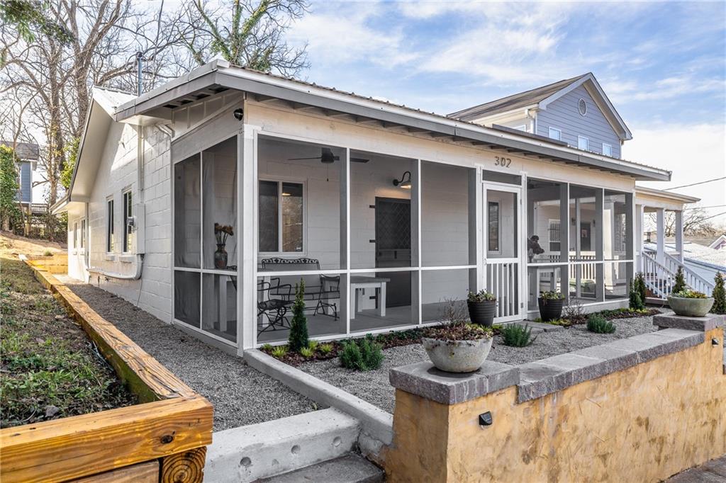 302 Delevan Street Southwest Atlanta, GA 30315 - Photo 1 of 1 Gallery Image 1