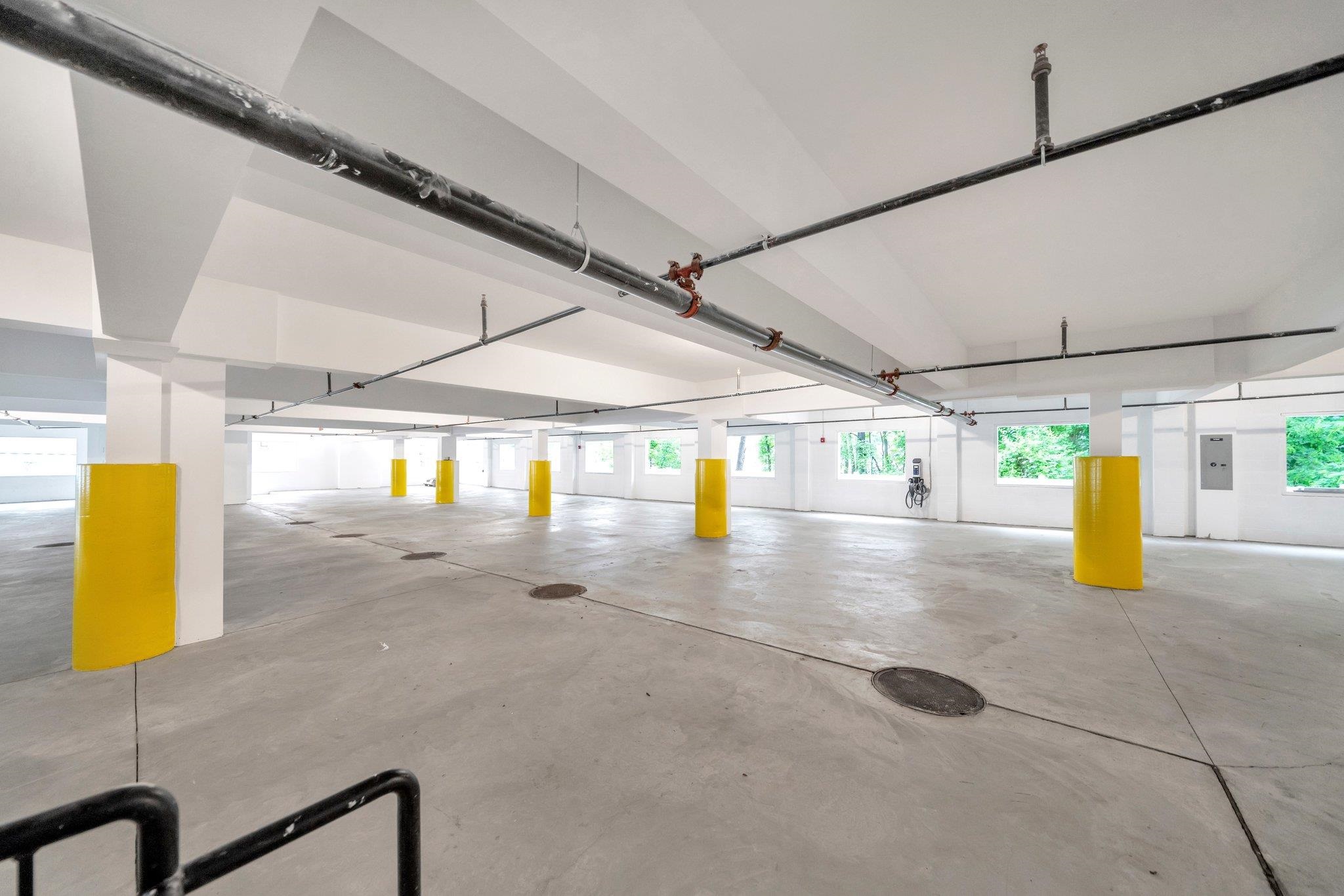 74 Ridgedale Avenue, Unit 304 Morristown, NJ 07960 - Photo 31 of 42 a view of a indoor swimming pool