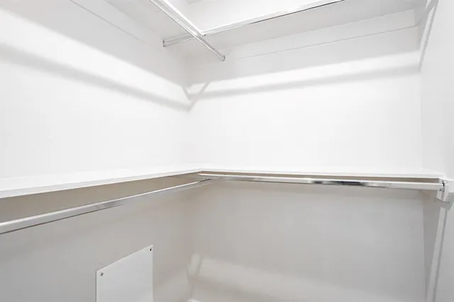 $1,325 | 523 North Ewing Avenue, Unit 208, Dallas, TX 75203