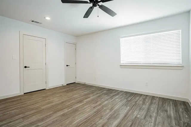 $1,325 | 523 North Ewing Avenue, Unit 208, Dallas, TX 75203