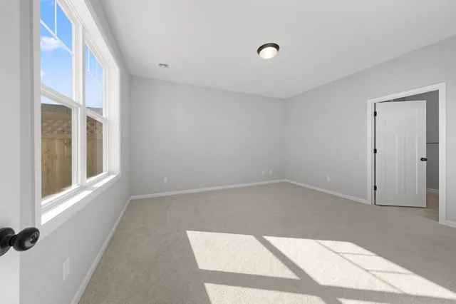 $459,990 | 1258 Beaumont Boulevard, Jordan, MN 55352