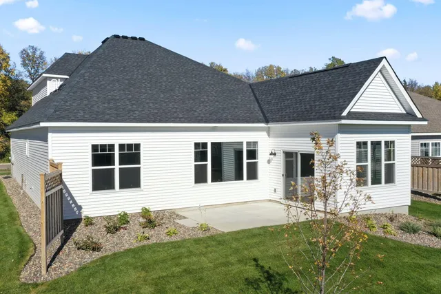 $459,990 | 1258 Beaumont Boulevard, Jordan, MN 55352