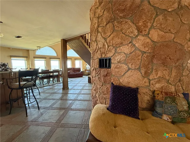 $1,974,900 | 430 Blackburn Avenue, Port Lavaca, TX 77979