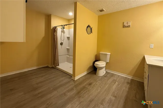 $1,974,900 | 430 Blackburn Avenue, Port Lavaca, TX 77979