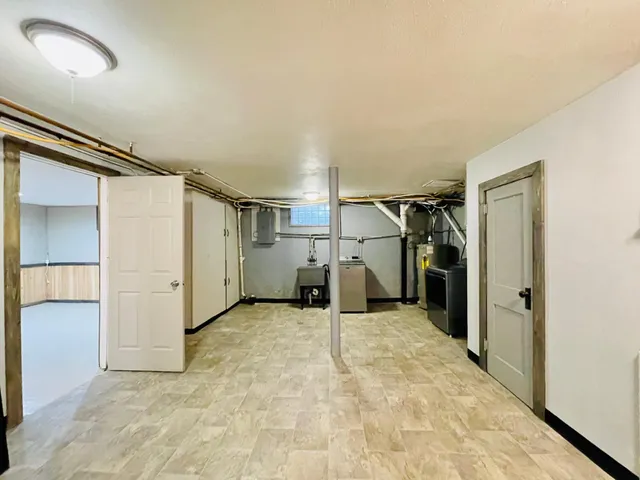 $269,900 | 419 5th Avenue Northwest, Chisholm, MN 55719