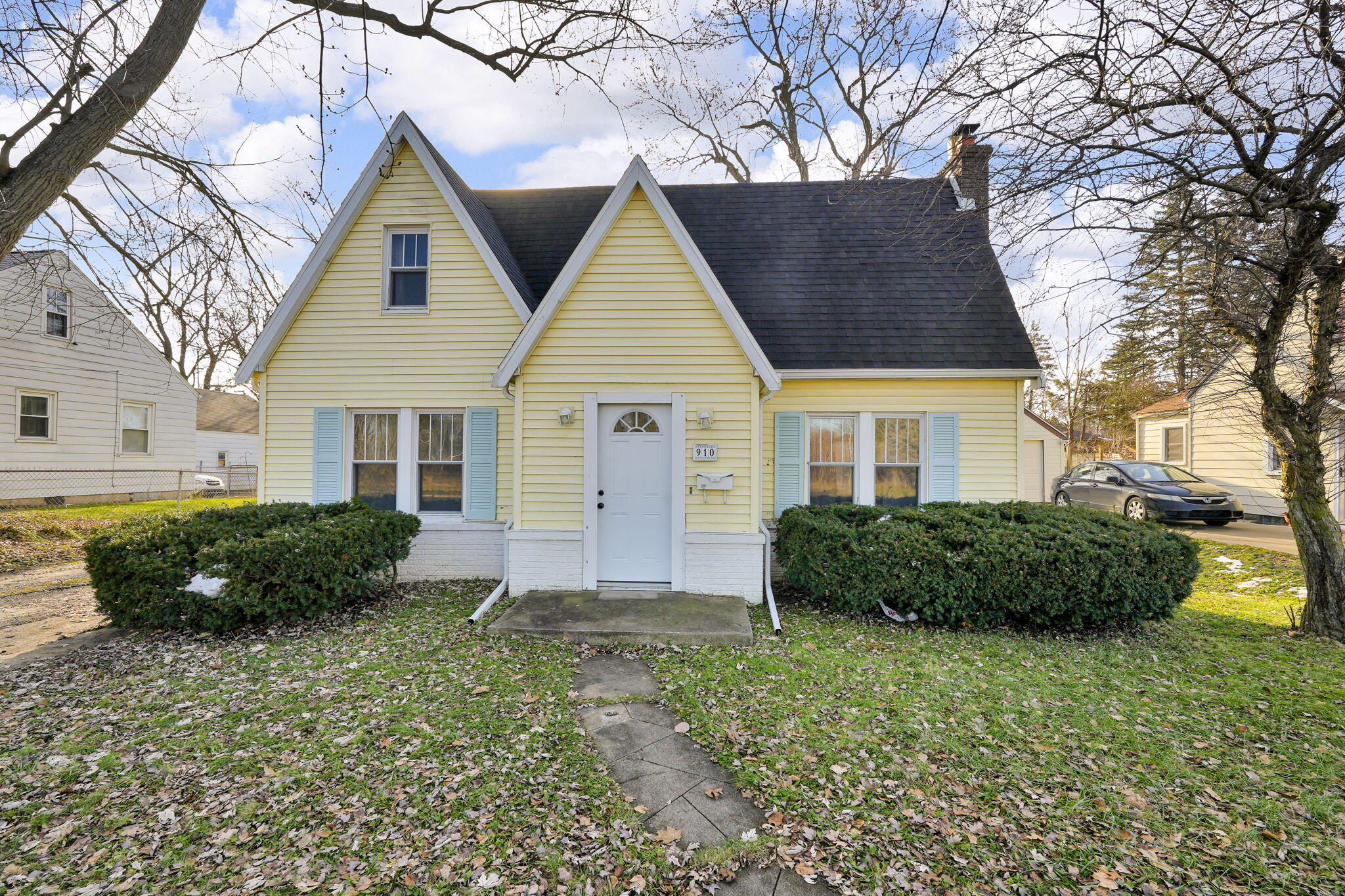 910 Miller Road Kalamazoo, MI 49001 - Photo 3 of 30 Front