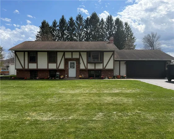 $289,900 | 6 Redwing Lane, Horseheads, NY 14845