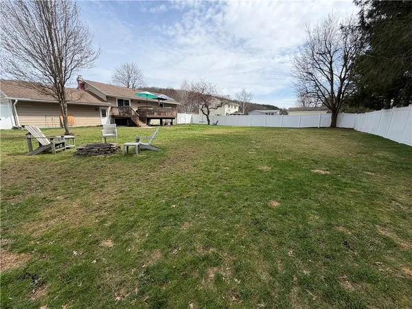$279,900 | 6 Redwing Lane, Horseheads, NY 14845