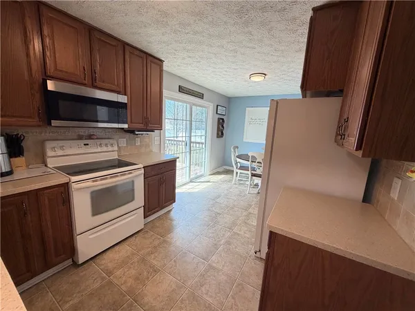 $279,900 | 6 Redwing Lane, Horseheads, NY 14845