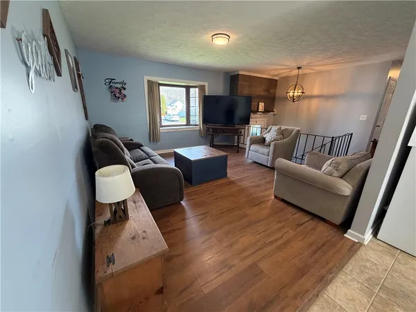 $279,900 | 6 Redwing Lane, Horseheads, NY 14845