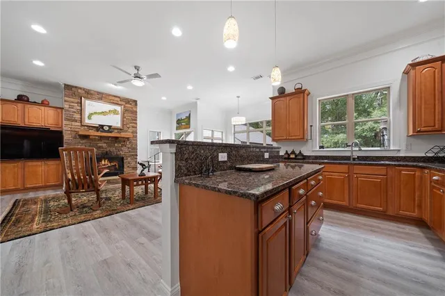 $695,000 | 158 Parkside Lane, Eatonton, GA 31024