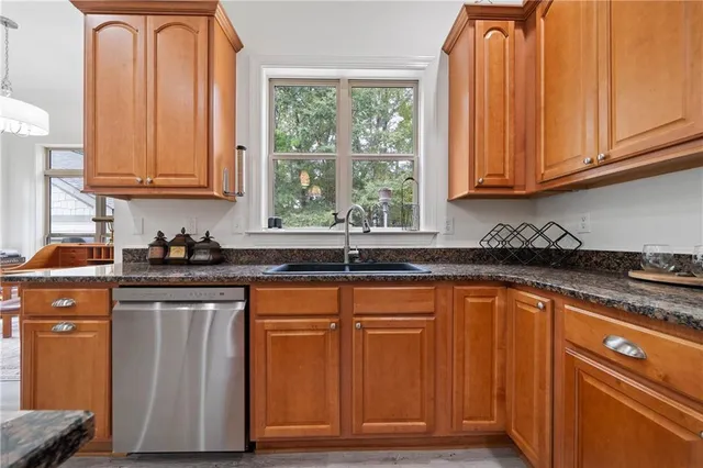 $695,000 | 158 Parkside Lane, Eatonton, GA 31024