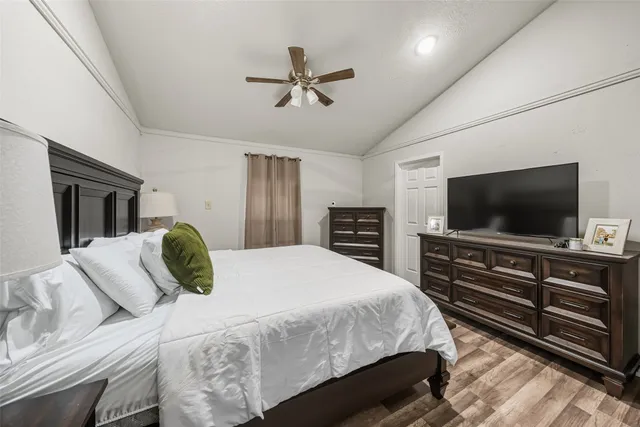 $260,000 | 14854 Shottery Drive, Houston, TX 77015