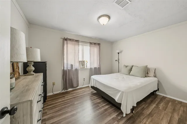 $260,000 | 14854 Shottery Drive, Houston, TX 77015