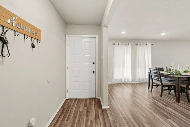 $260,000 | 14854 Shottery Drive, Houston, TX 77015