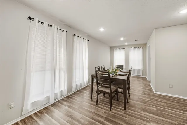 $260,000 | 14854 Shottery Drive, Houston, TX 77015