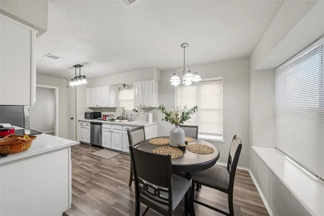 $260,000 | 14854 Shottery Drive, Houston, TX 77015