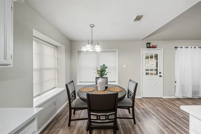 $260,000 | 14854 Shottery Drive, Houston, TX 77015