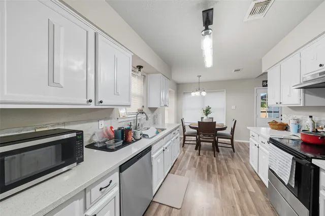 $260,000 | 14854 Shottery Drive, Houston, TX 77015