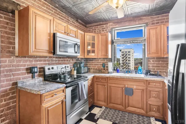 $1,150,000 | 802 Court Street, Lynchburg, VA 24504