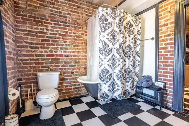 $1,150,000 | 802 Court Street, Lynchburg, VA 24504