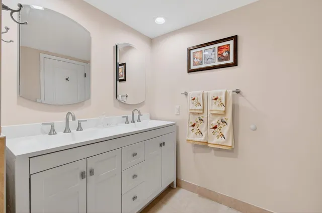 $78,900 | 30 Southport Lane, Unit H, Boynton Beach, FL 33436