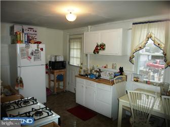 1131 Collings Road Camden, NJ 08104 - Photo 3 of 6 Kitchen