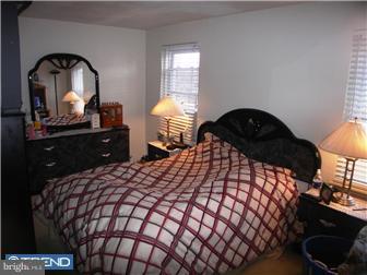1131 Collings Road Camden, NJ 08104 - Photo 5 of 6 Bedroom - Main