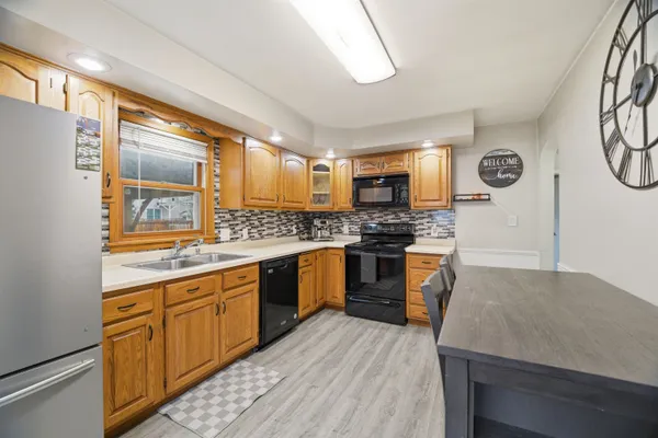 $219,900 | 1513 North Superior Street, Appleton, WI 54911