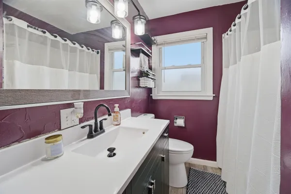 $219,900 | 1513 North Superior Street, Appleton, WI 54911
