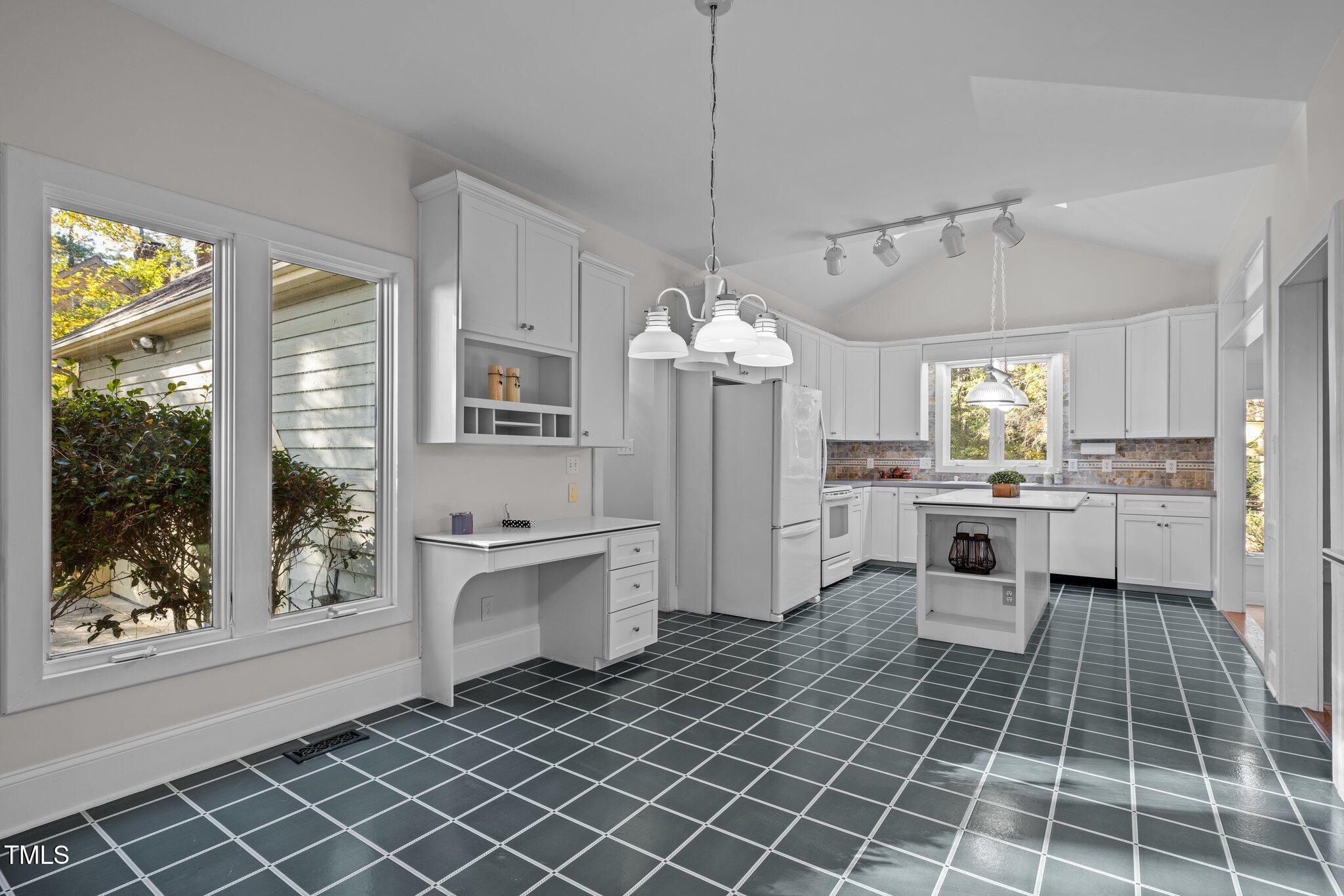 11917 Shooting Club Road Raleigh, NC 27613 - Photo 19 of 65 7-web-or-mls-5Z8A6249