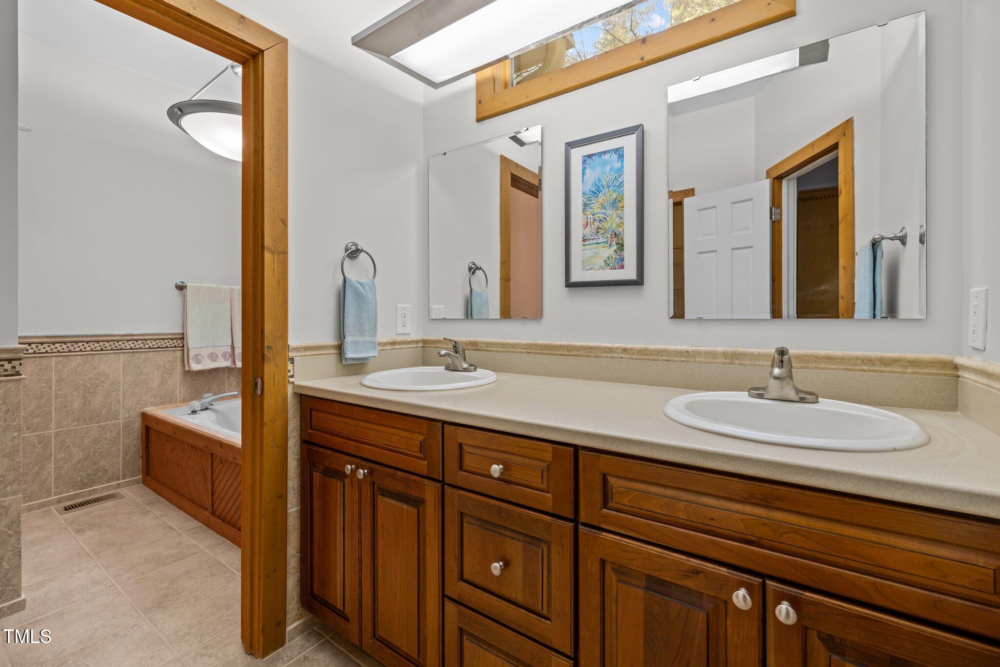 11917 Shooting Club Road Raleigh, NC 27613 - Photo 43 of 65 25-web-or-mls-5Z8A6301
